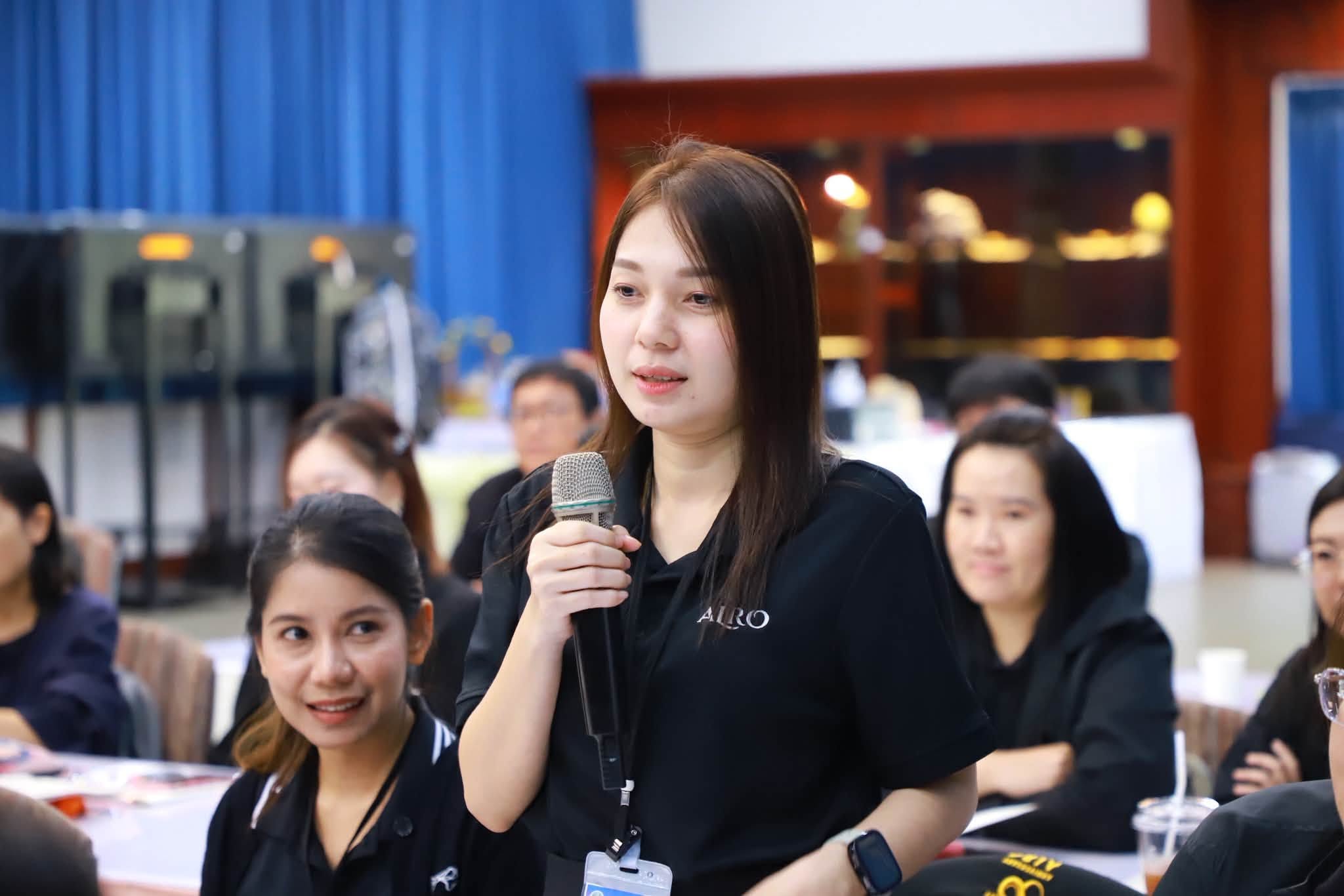 title - รองเลขาธิการ ส.ป.ก. เปิดอบรมหลักสูตร นปต. รุ่นที่ 8 ดันข้าราชการเปลี่ยนบทบาทสู่ “ผู้นำทีม” พร้อมขับเคลื่อนยุทธศาสตร์ชาติ